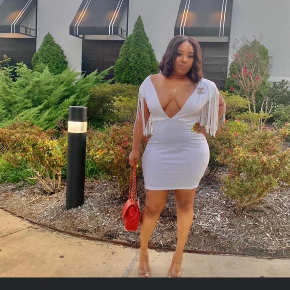 White midi dress with fringe sleeves